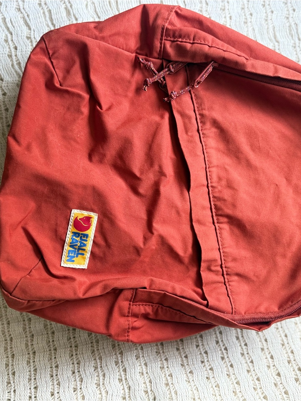 Fjallraven Vardag 16 Red Backpack - Picture 11 of 11
